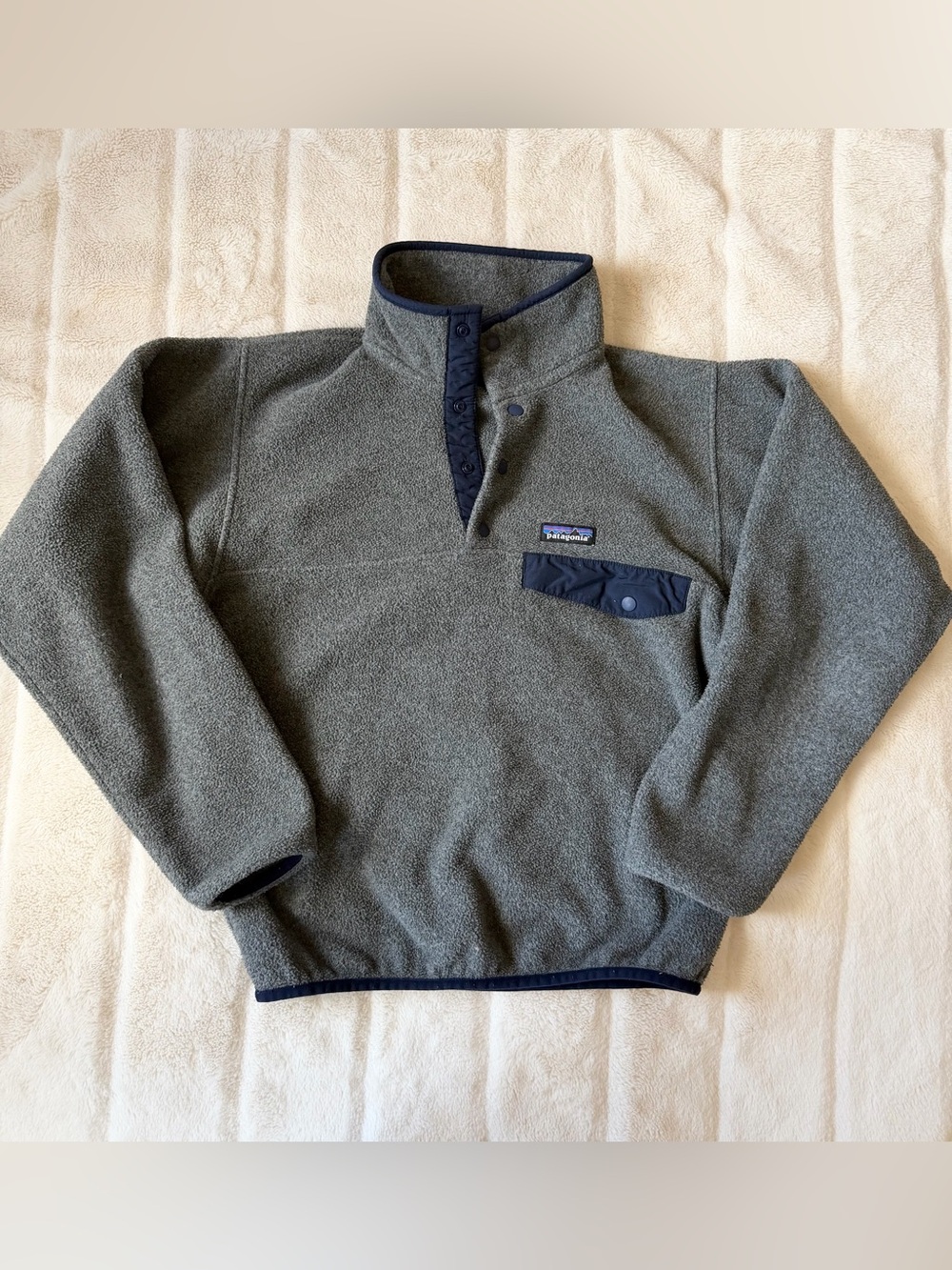 Patagonia Synchilla Snap-T Fleece Dark Grey Navy Size Small